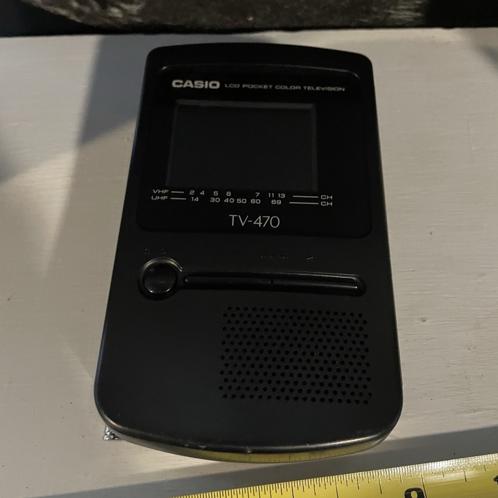 CASIO TV-470 LCD MINI COLOUR TV,‎ ANALOG, PAL, 2.2" (VINTAGE, RARE, GREAT COND)